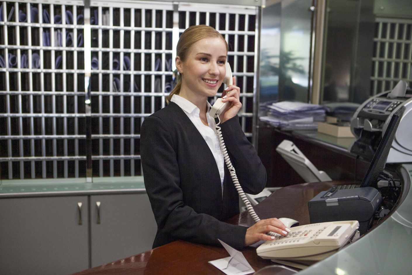 英会話ができる受付スタッフ